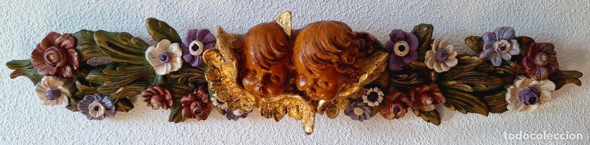 Kunst: Gran friso copete puerta pared estilo barroco resina policromada querubines angelotes flores 105x23