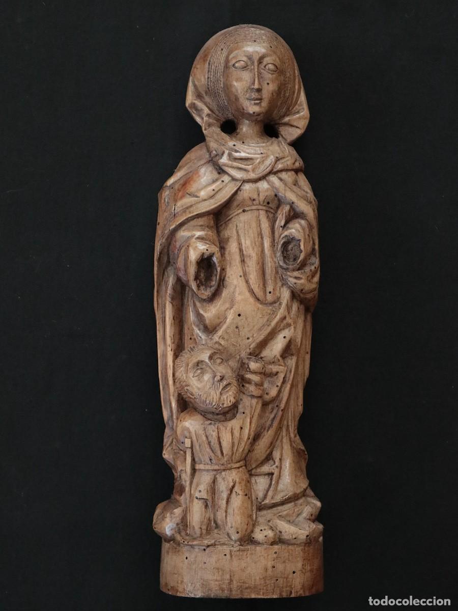 Arte: Santa Isabel de Hungr&iacute;a. Escultura de madera tallada. Mide 38 cm de altura.