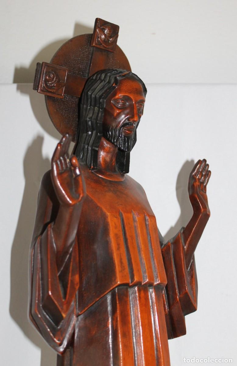 Arte: Cristo del Otero en estuco de Olot. El Renacimiento. Corona de madera. 78 cm