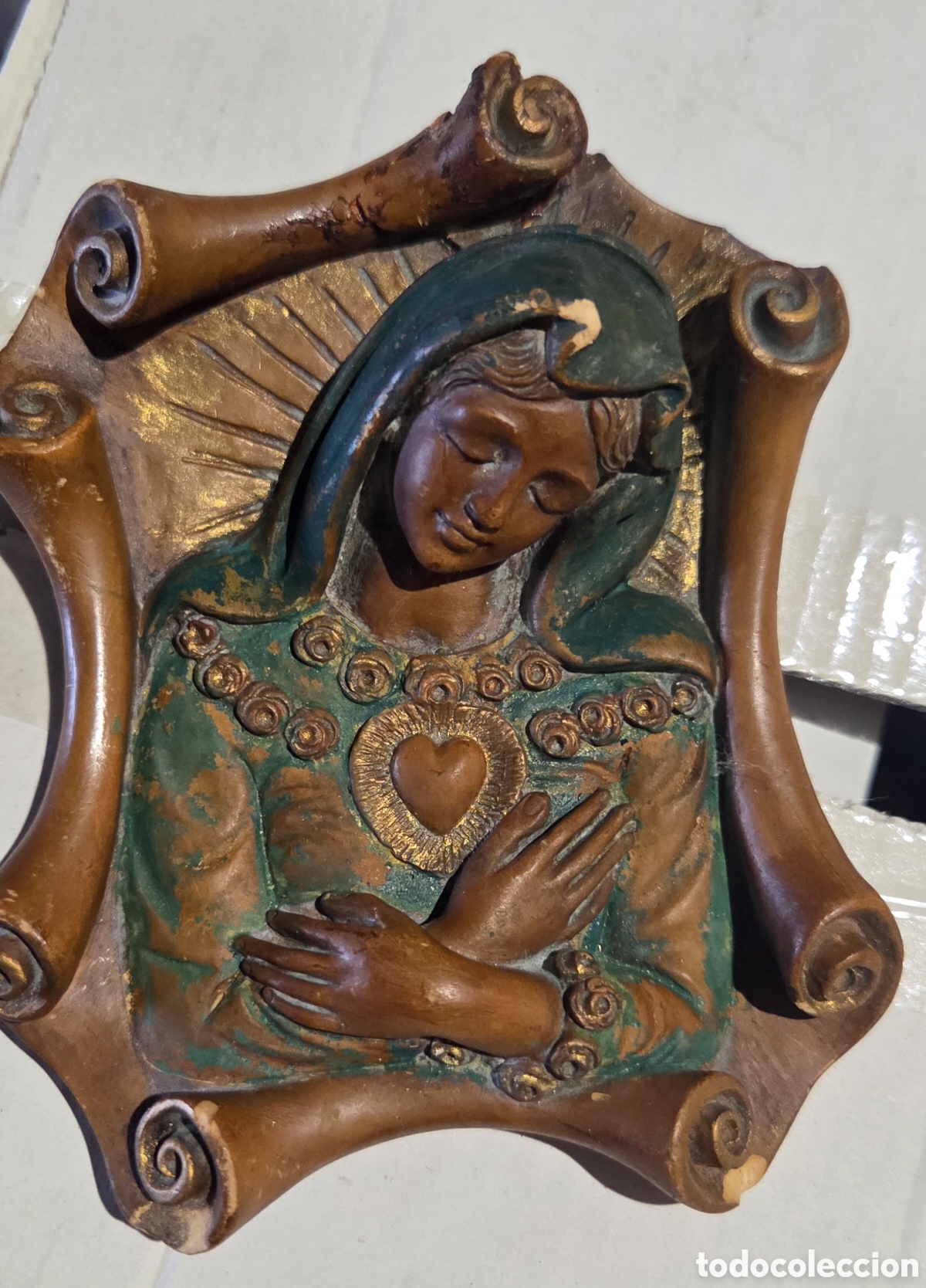 Arte: Relieve Inmaculado Coraz&oacute;n de Mar&iacute;a
