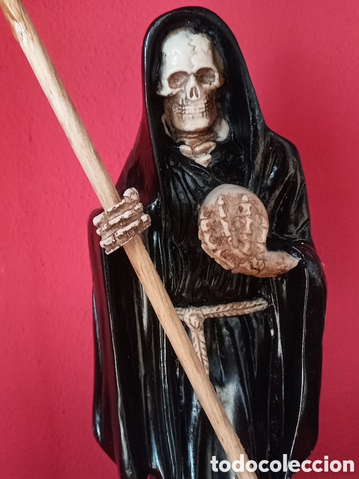 Arte: 32cm.FIGURA DE LA SANTA MUERTE