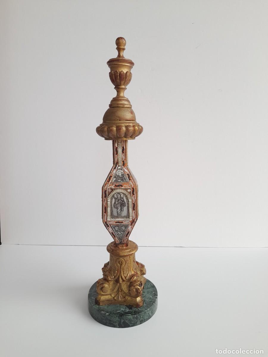 Arte: Pieza religiosa de madreperla y taracea . S. XVIII