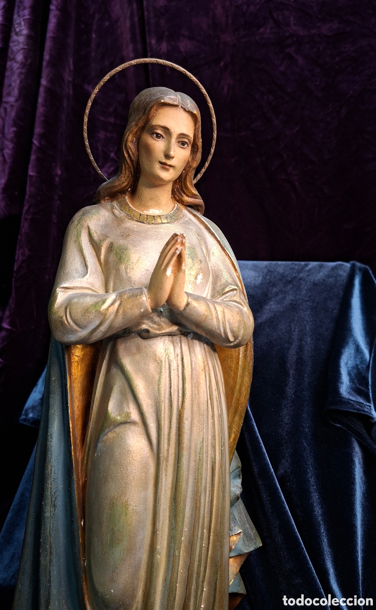 Arte: Virgen de Yeso Policromado &mdash; Talleres de Olot (Siglo XX)