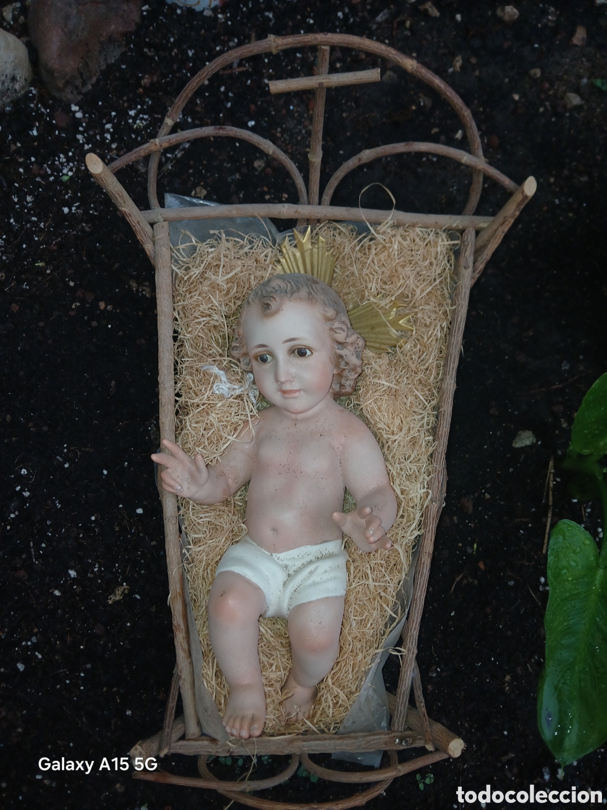 Arte: NI&Ntilde;O JESUS ESTUCO Y OJOS DE CRISTAL EN CUNA TIPO OLOT.