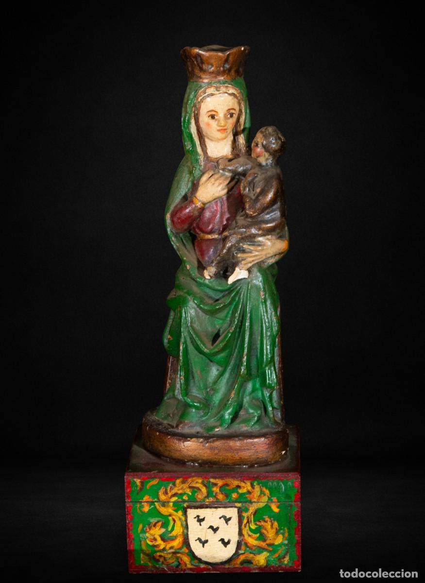 Art: Virgen con Ni&ntilde;o madera policromada siglo XX escultura religiosa de autor