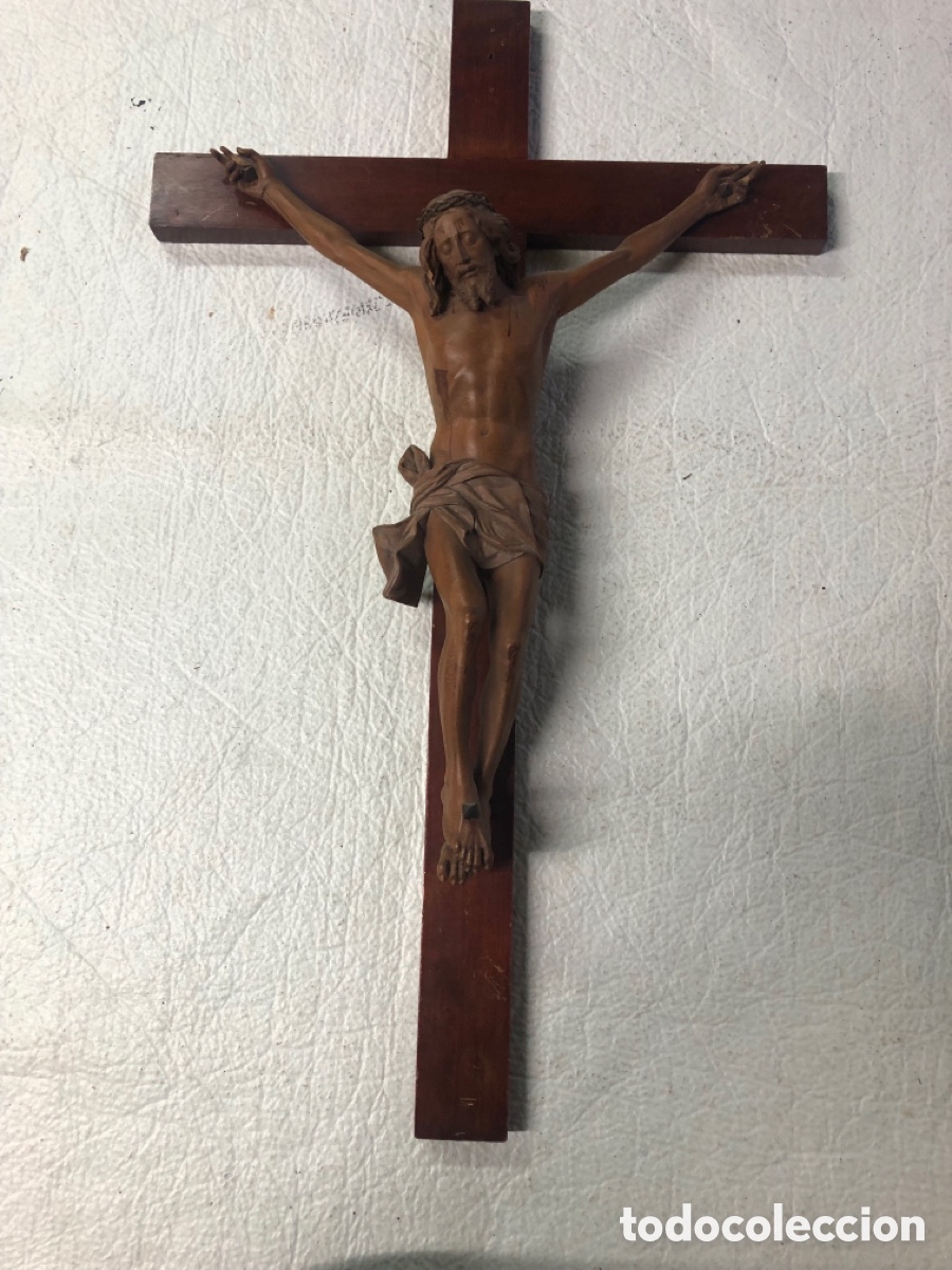 Art: Cristo de madera con cruz medidas de la cruz 56 alto medidas cristo 37 alto