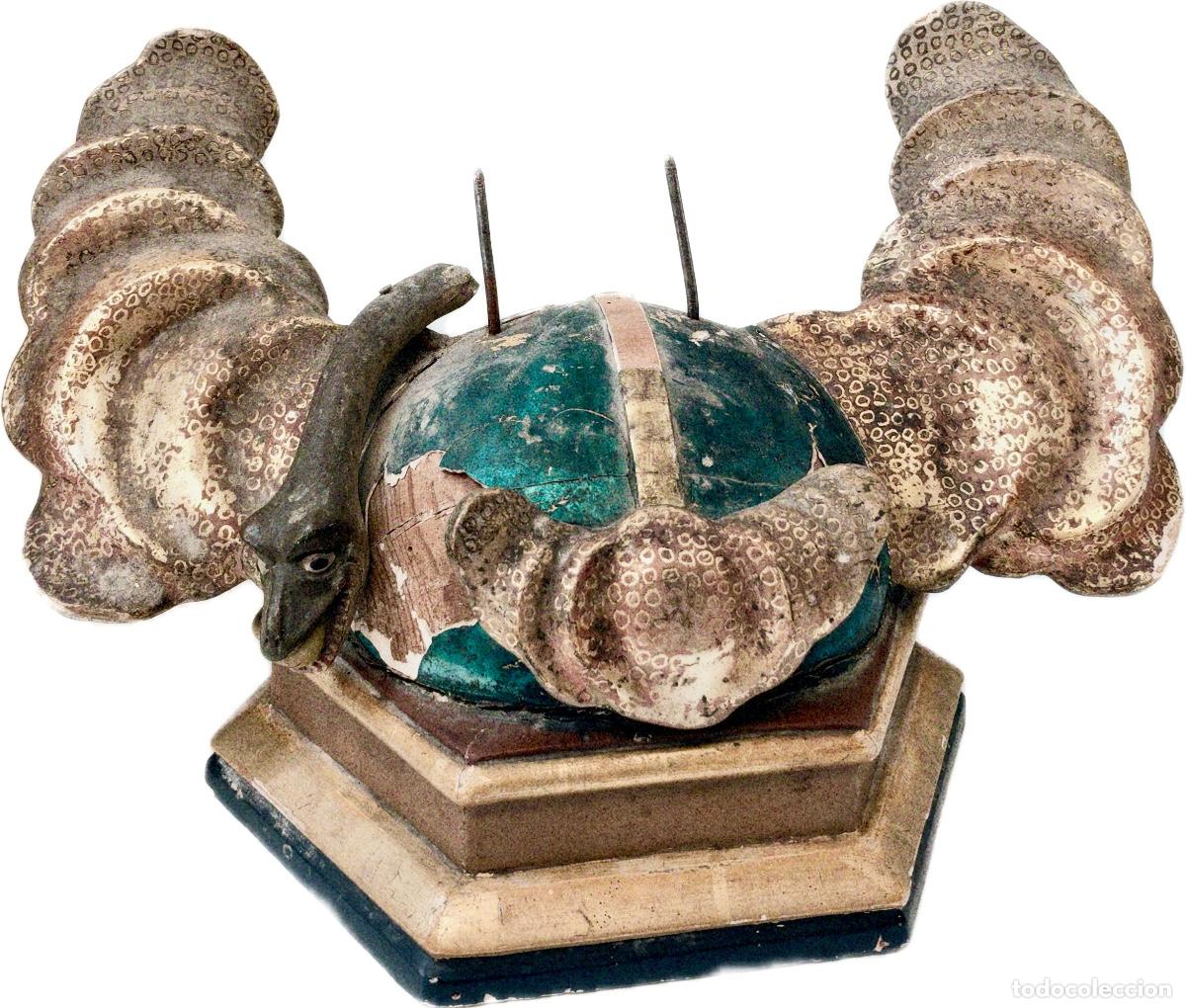 Arte: Base tallada para Virgen de vestir &laquo;cap i pota&raquo;