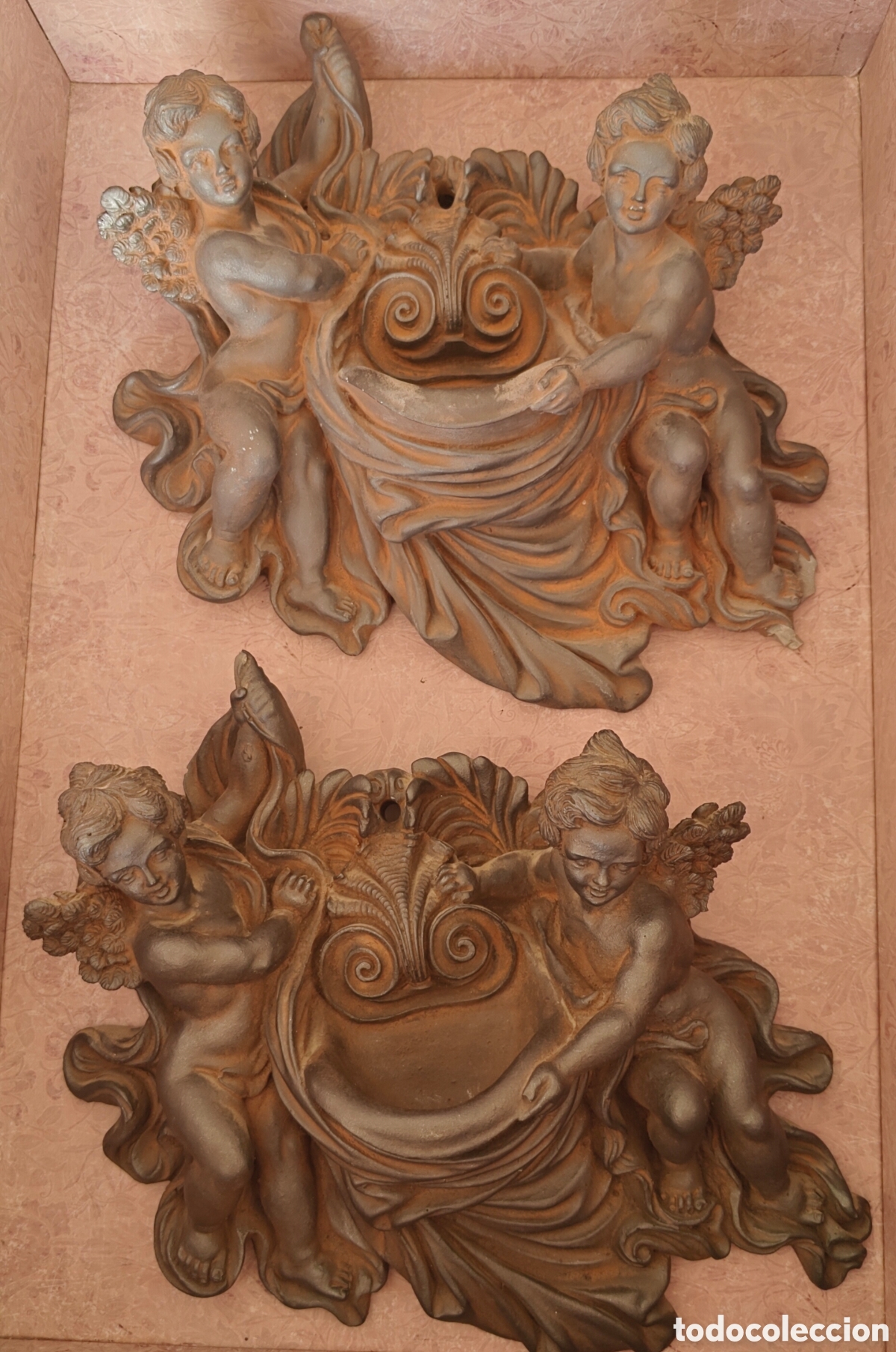 Arte: Pareja de Benditeras / Plafones de Pared Barrocos - Angelotes (Putti) - Resina Maciza Efecto Madera