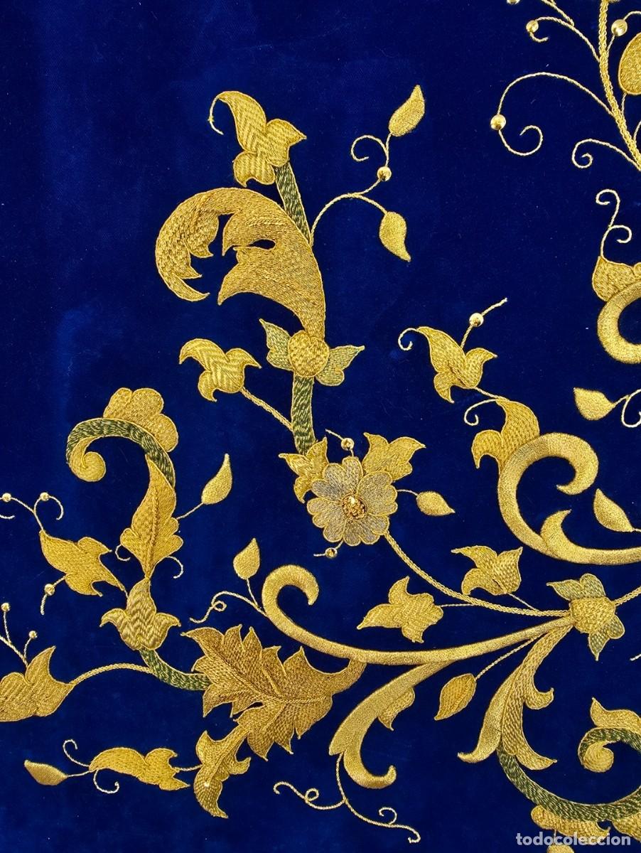 Arte: Saya bordada en oro entrefino - Foto 3