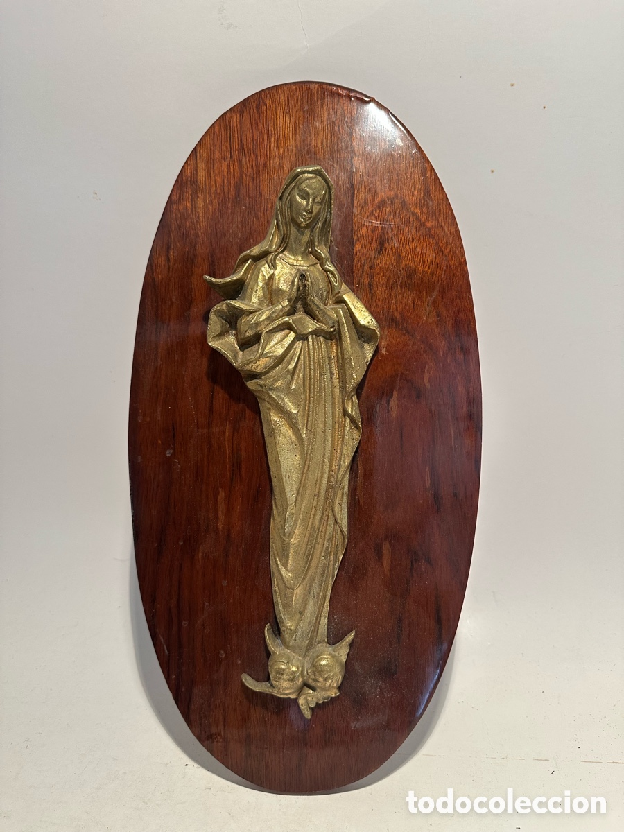 Arte: RELIEVE RELIGIOSO PARED ,VIRGEN DE BRONCE.