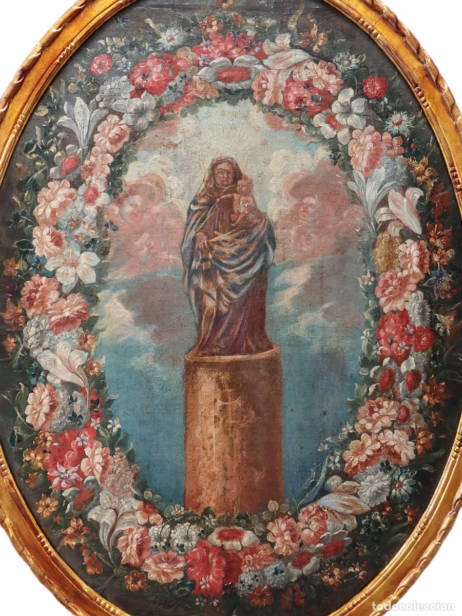 Arte: La Virgen del Pilar en una orla de flores. Siglos XVII-XVIII. Mide 105 x 66 cm.