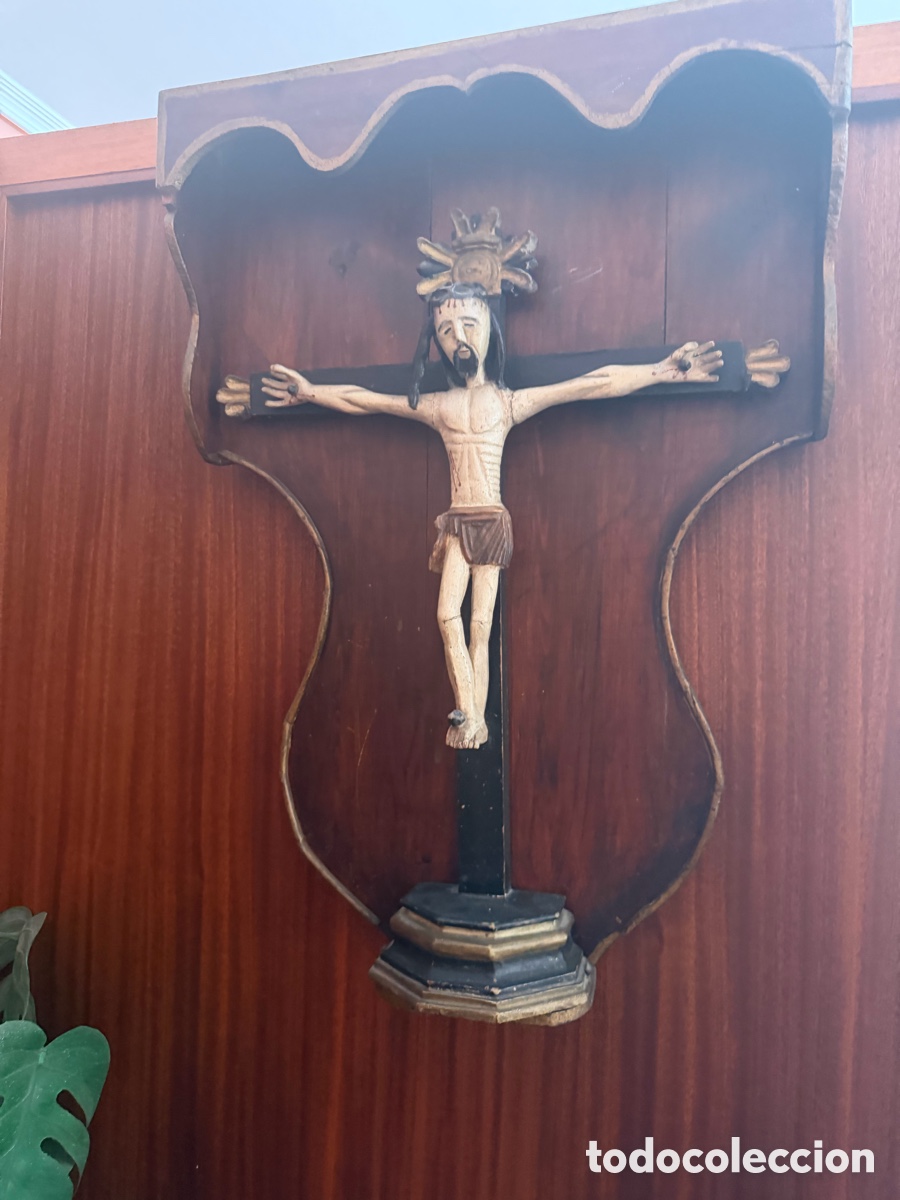 Arte: Cristo crucificado talla madera siglo xvi-xviii posible escuela gallega portugu&eacute;s?