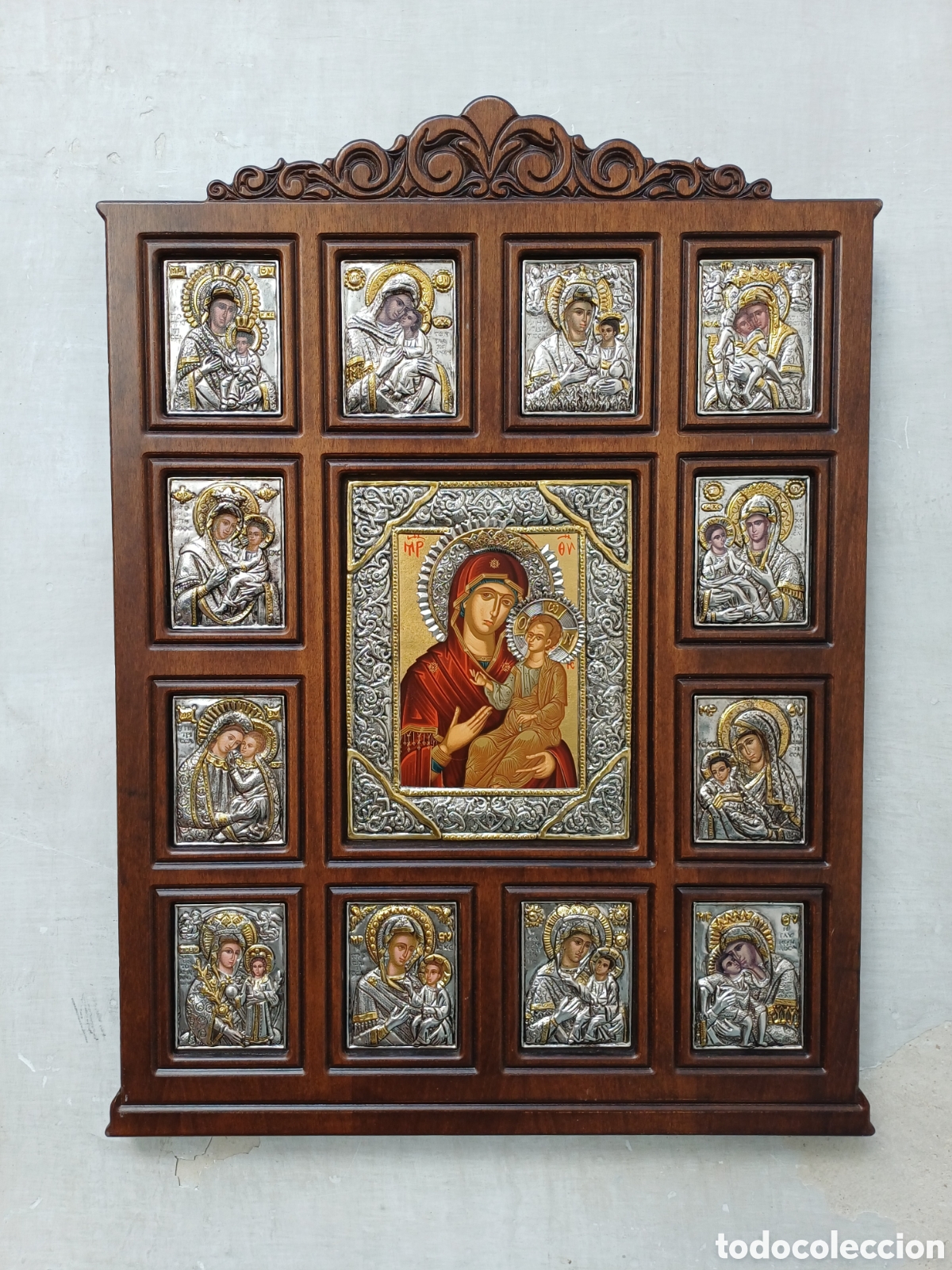 Arte: Retablo de arte Sacro. Plata y madera