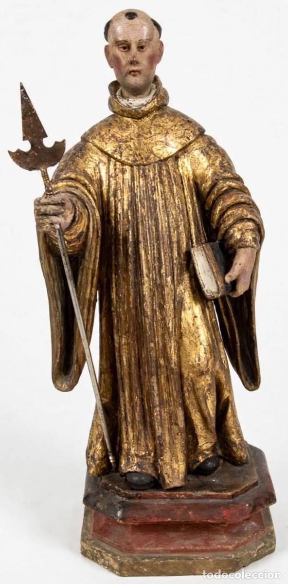 Arte: Antiguo San Bernardo tallado en madera y estofado al oro fino con peana. S. XVII. 47x18x17