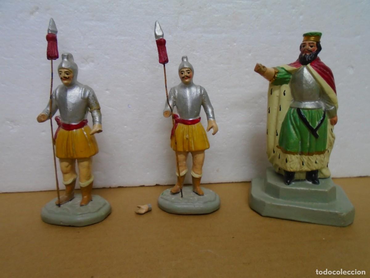 Arte: ANTIGUAS FIGURAS DE BELEN O NACIMIENTO,HERODES Y GUARDIAS ROMANOS,TERRACOTA MURCIANA.