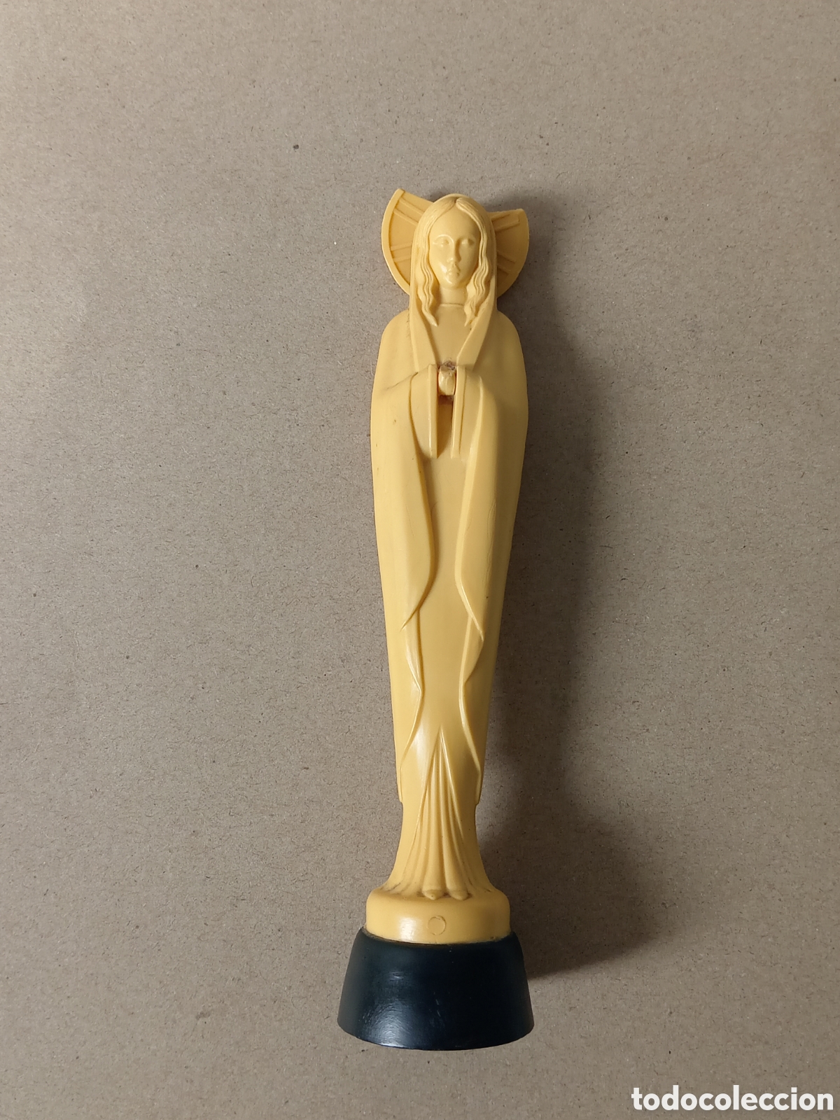 Arte: Figura Virgen del Carmen de resina - 10 cm