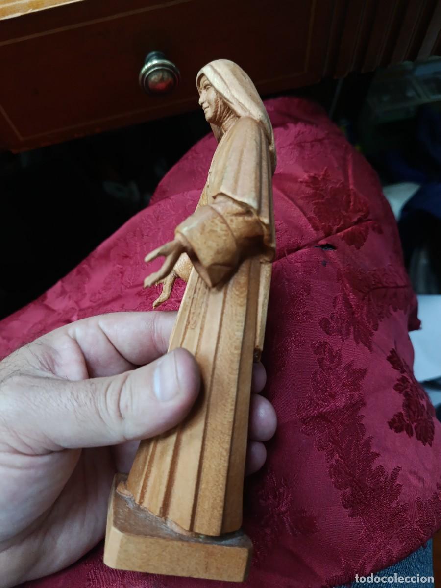 Arte: Escultura en madera de monja. - Foto 5