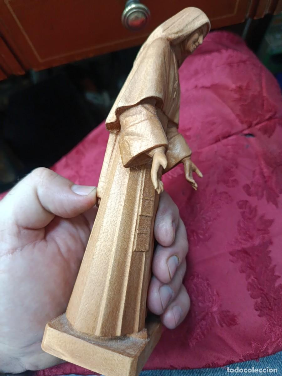 Arte: Escultura en madera de monja. - Foto 7