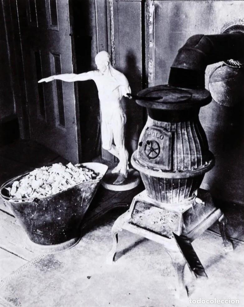 Arte: Man Ray - The Studio on 8th St., New York - Foto 2