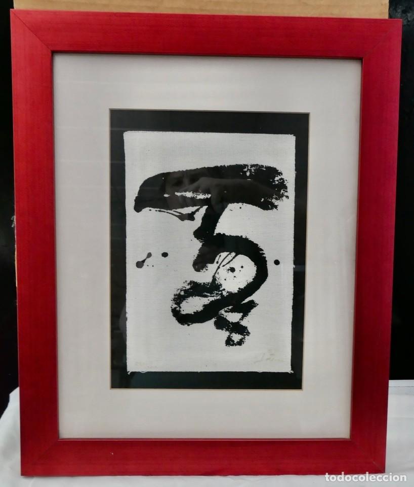 Arte: grabado de Antoni T&agrave;pies serigraf&iacute;as estampadas sobre tela de lino artesanal, realizada 1986 -300