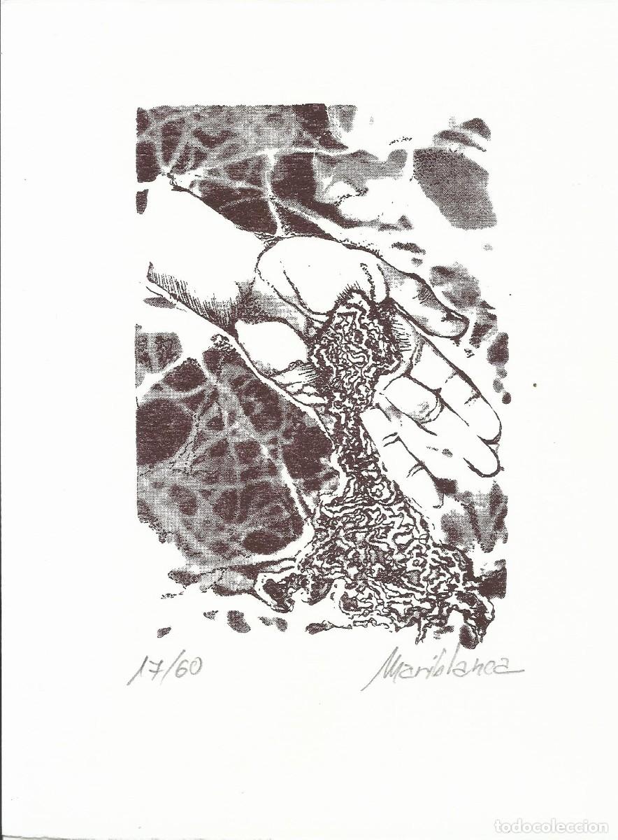 Arte: Pilar D&iacute;az-Mariblanca. Serigraf&iacute;a &rdquo;Mano y arena&rdquo;. Firmada a mano. 1994. Numerada 17/60. 25x18 cm.