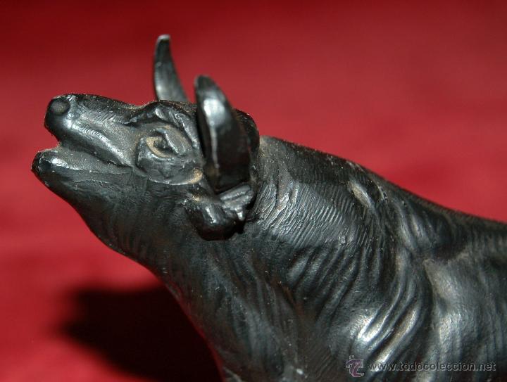 Arte: TORO EN CALAMINA PATINADA DE LOS A&Ntilde;OS 50 - Foto 6