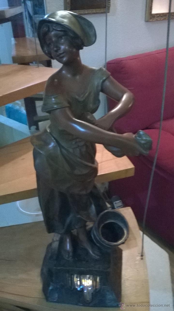 Arte: ANTIGUA FIGURA LAVANDERA DE CALAMINA - Foto 1