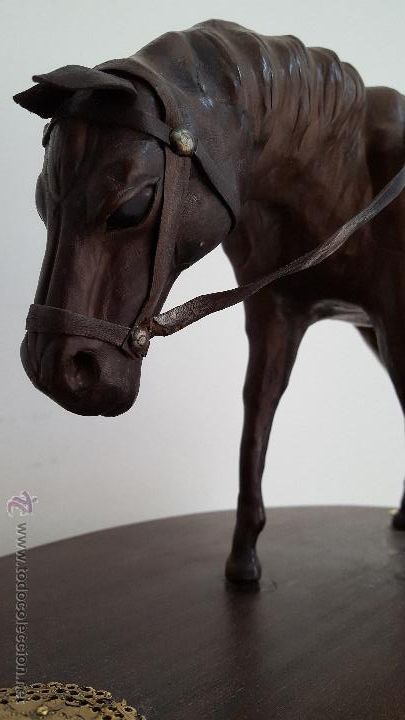 Arte: Caballo realizado en cuero. - Foto 2