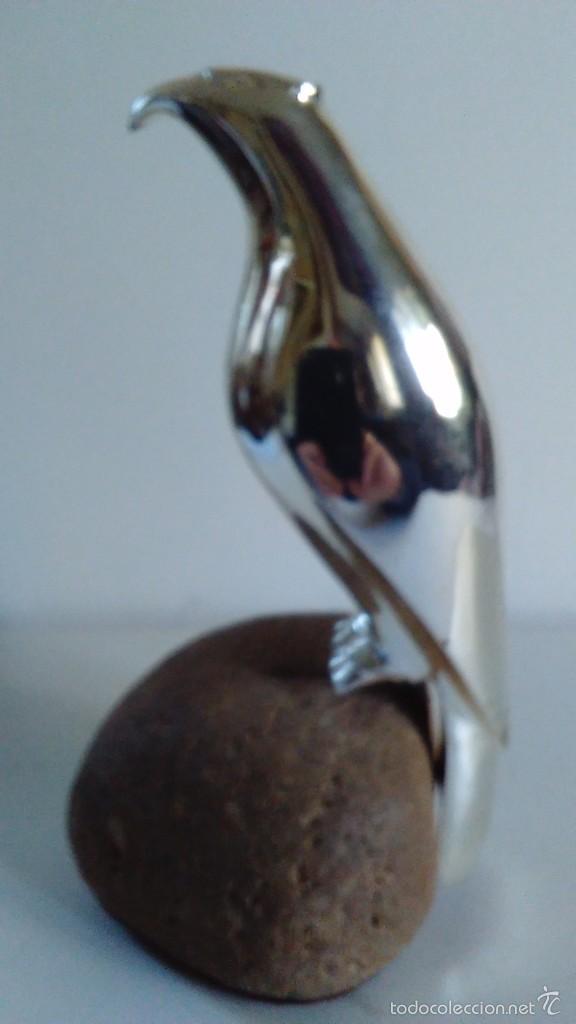 Arte: &Aacute;guila sobre una piedra - Foto 4