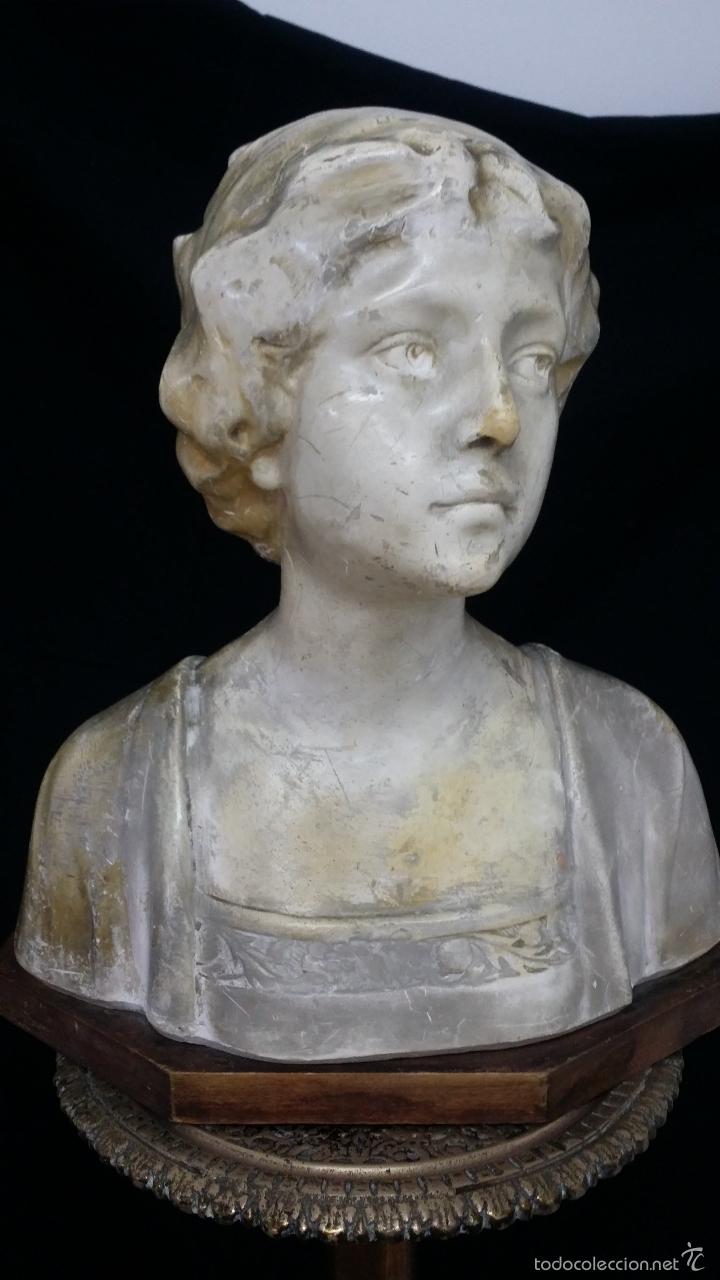 Arte: Busto antiguo de dama en estuco - Foto 2