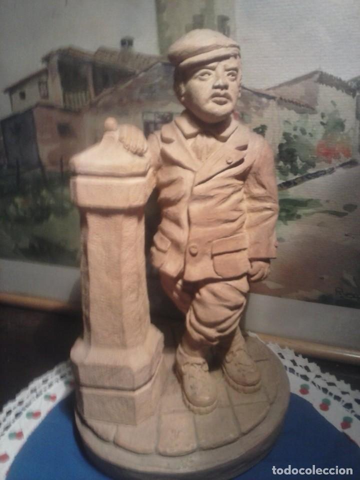 Arte: FIGURA EN BARRO - JF. - Foto 1