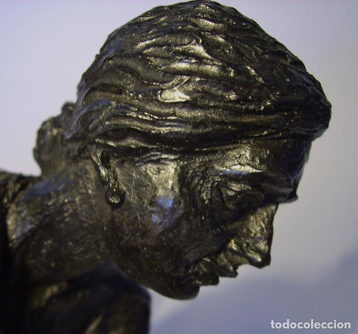 Arte: FIGURA  DE  MUJER  CON  BRASERO - Foto 14