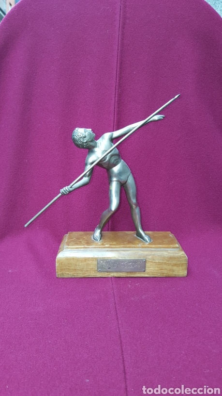 Arte: FIGURA METAL A&Ntilde;OS 50 - Foto 1