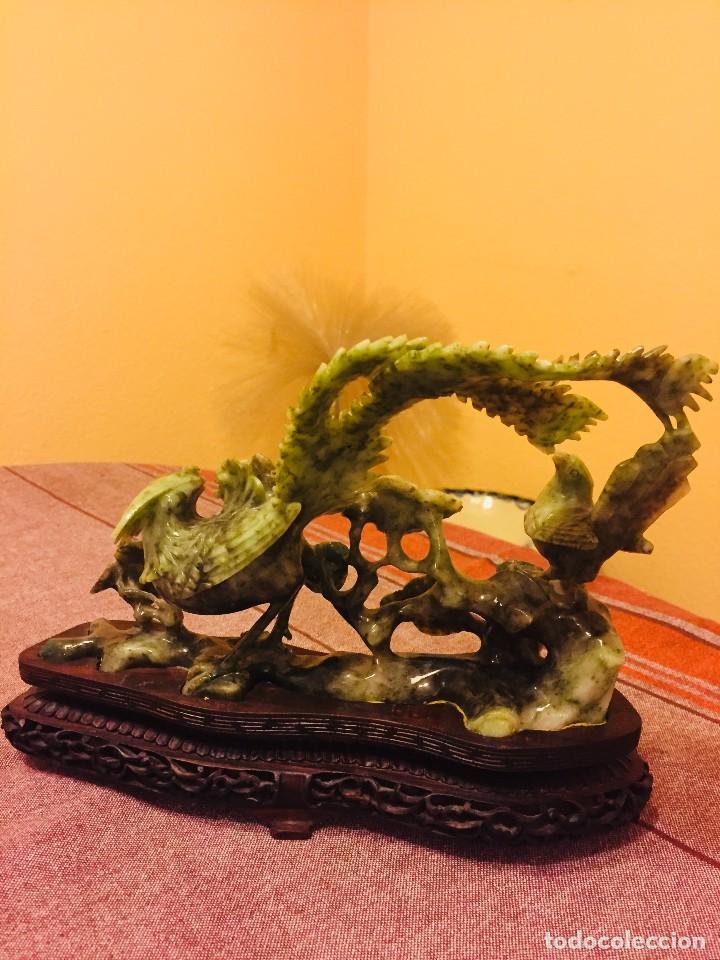 Arte: COMPOSICI&Oacute;N EN JADE SOBRE BASE DE MADERA - Foto 2