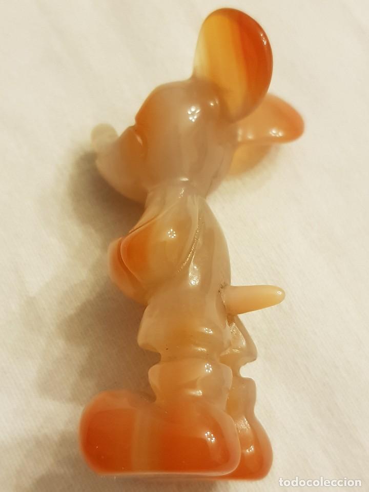 Arte: Mickey Mouse de jade con torre Eiffel de cristal macizo. - Foto 6