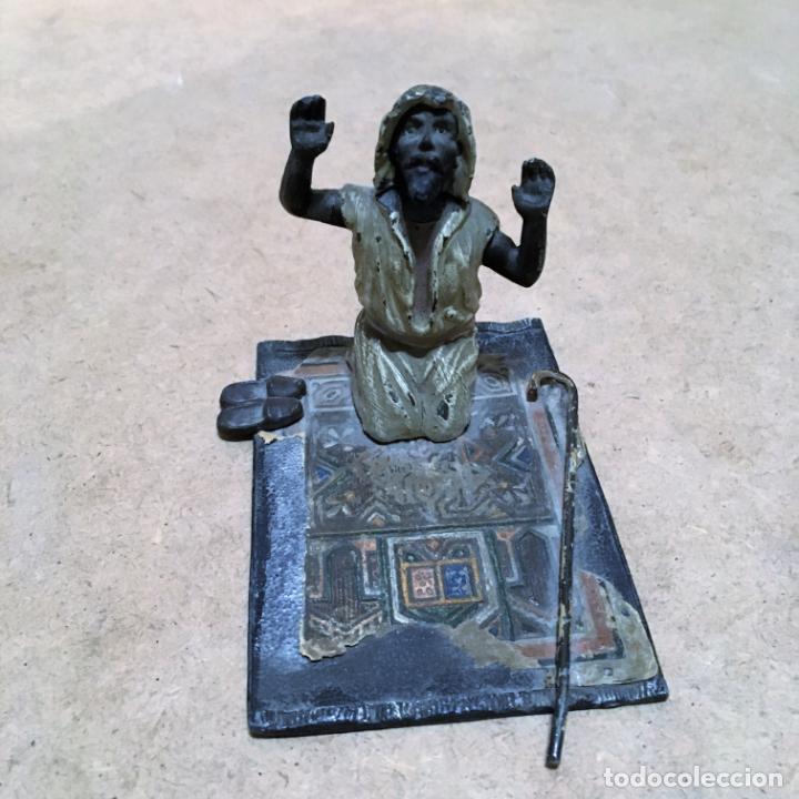 Arte: Moro rezando, con cabeza m&oacute;vil - Foto 7