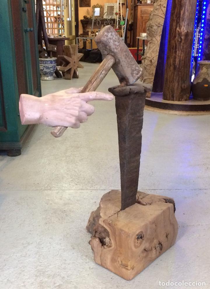 Arte: Escultura ( La Fuerza ). - Foto 3