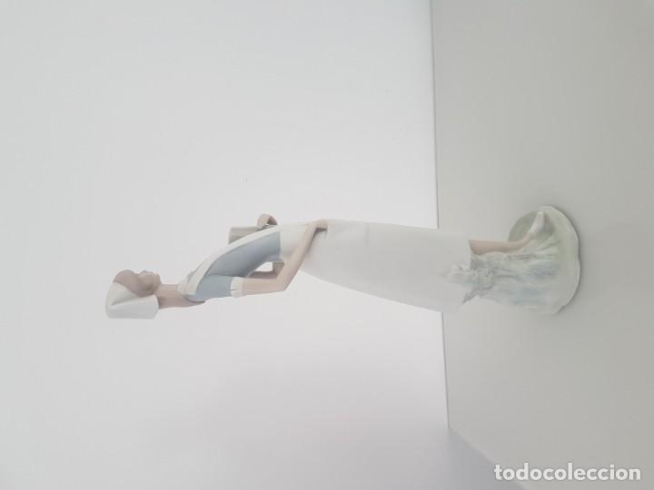 Arte: Figura enfermera Lladro antigua - Foto 2