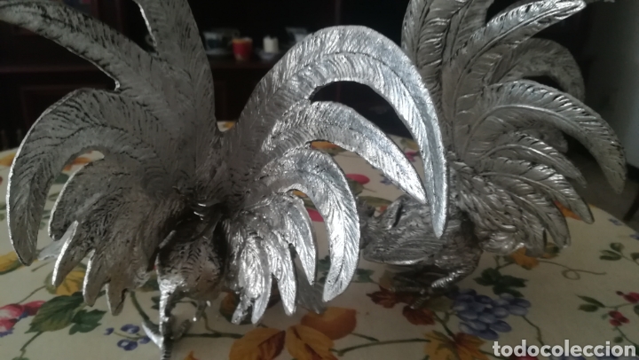 Arte: Pareja de gallos de pelea - Foto 3