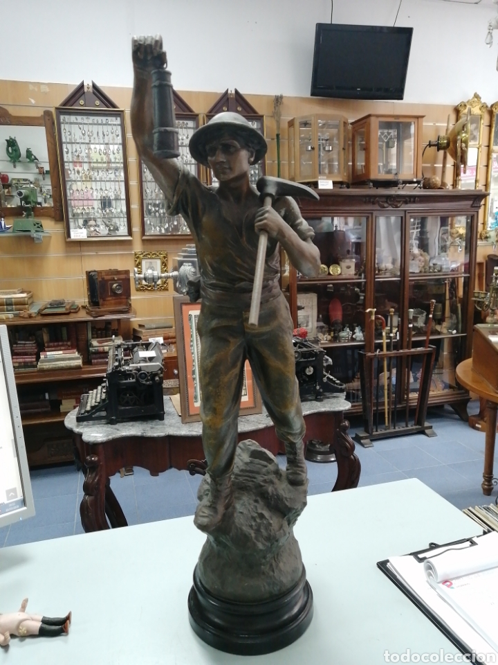 Arte: Escultura francesa de calamina J. Becox - Foto 1