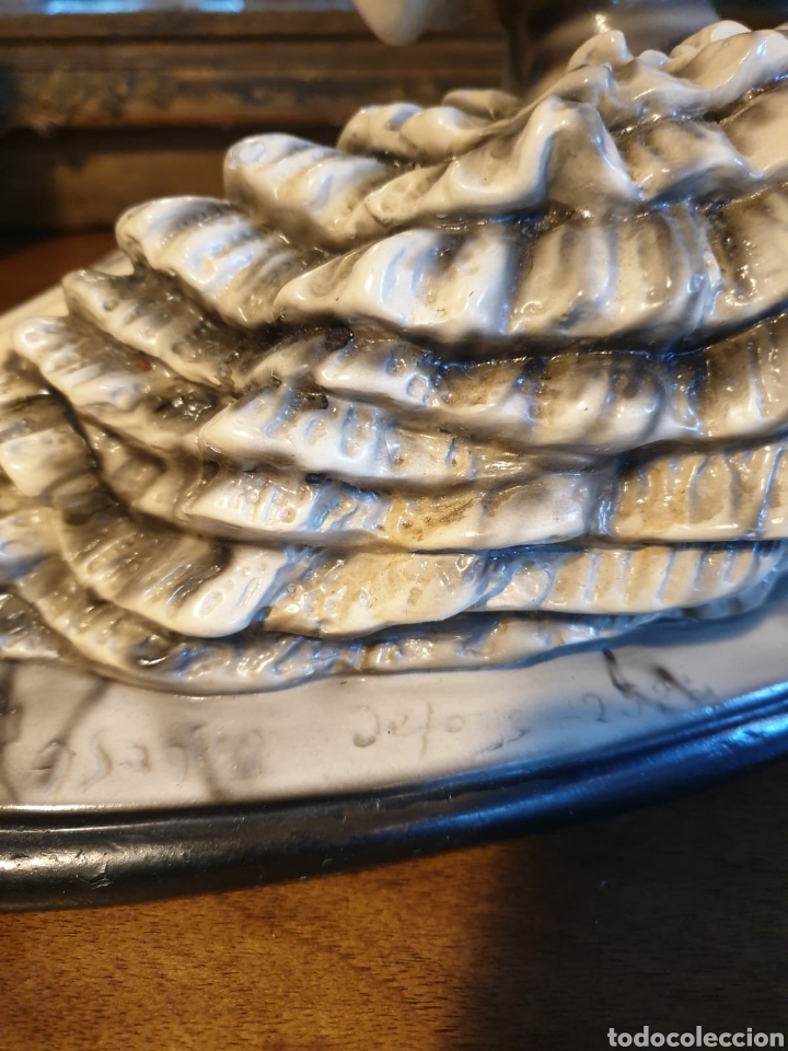 Arte: Figura representando maternidad firmada - Foto 8