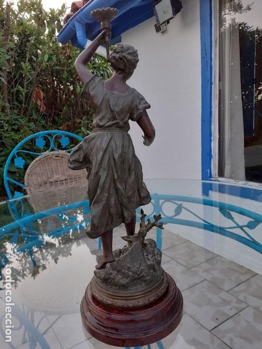 Arte: Estatua firmada en calamina, centenaria - Foto 6