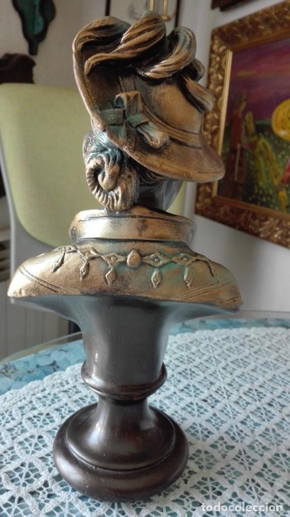 Arte: Busto de dama antigua con sombrero - Foto 3