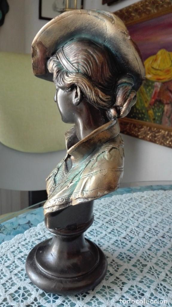 Arte: Busto de dama antigua con sombrero - Foto 4