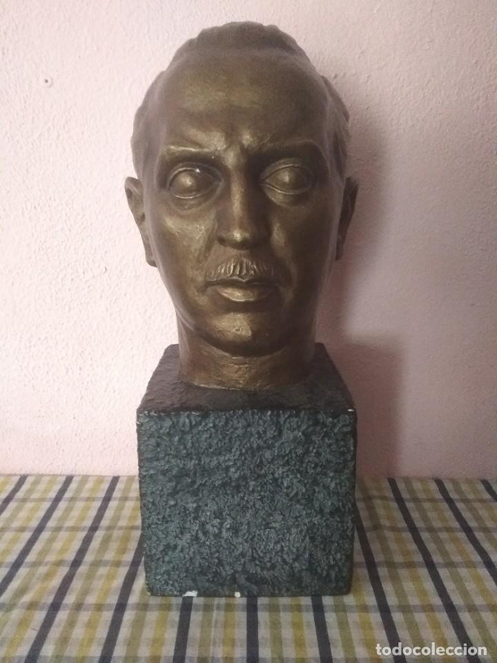 Arte: Escultura antigua en yeso - Foto 1