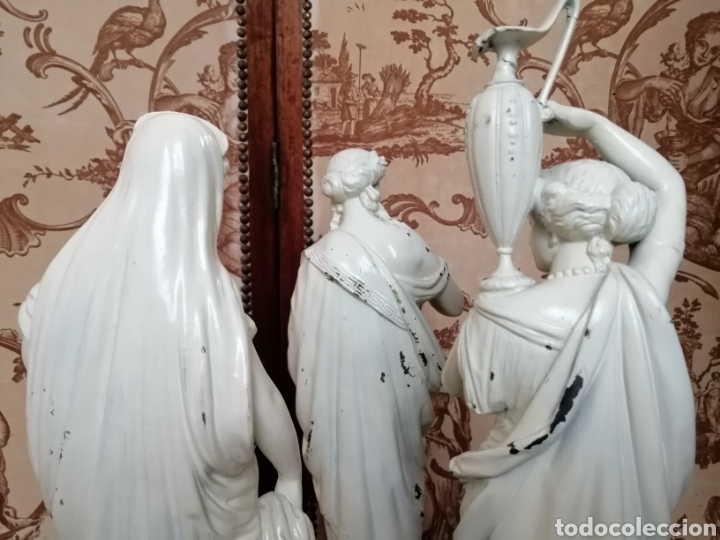 Arte: TRES FIGURAS REPRESENTANDO LAS ARTES - Foto 3