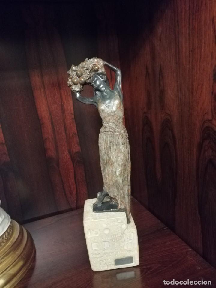 Arte: Escultura Antoni Mir&oacute; - Foto 1