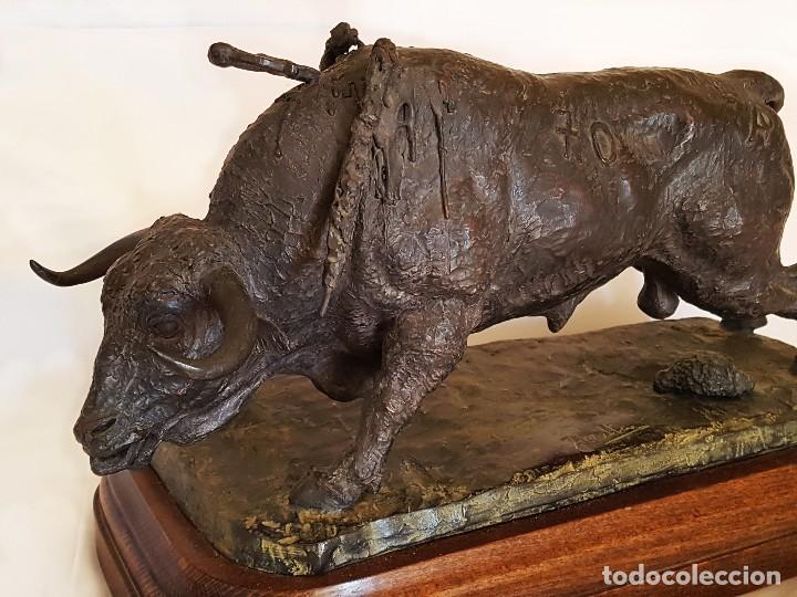 Arte: LA ESTOCADA II, ESCULTURA EN GR&Eacute;S DE ANDR&Eacute;S PERALTA. 1990 - Foto 1