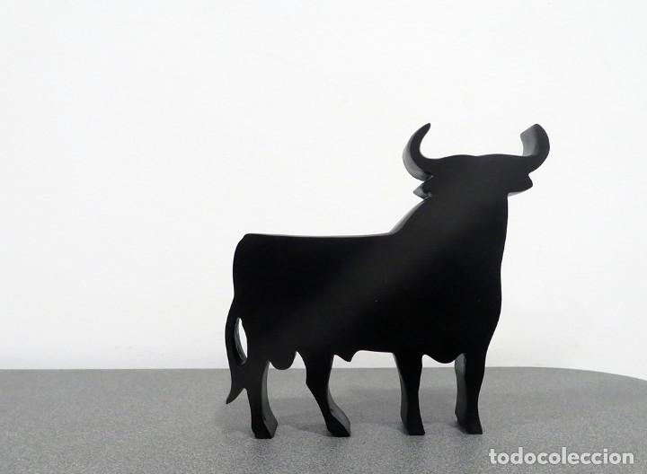 Arte: Toro Osborne de resina. FNMT. Manolo Prieto. Muy buen estado, nuevo. Clasico imagen grafica