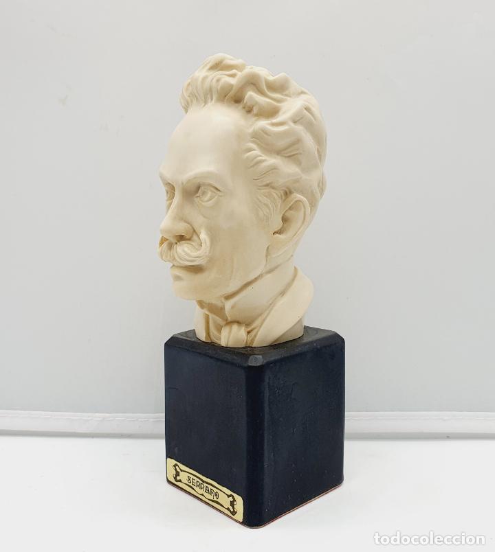 Arte: Busto antiguo del compositor Jos&eacute; Calixto Serrano Sime&oacute;n . - Foto 2